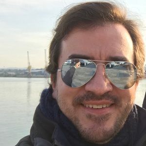 Meet your Posher, Luis